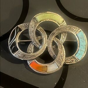 Vintage CELTIC SCOTTISH 4 Circle Pin  Signed MIRACLE w/ Faux Agate Stones
